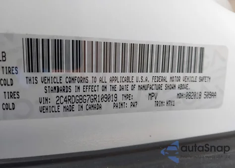 2016 Dodge Grand Caravan American Value Pkg z USA, uszkodzony, nr VIN 2C4RDGBG7GR109019